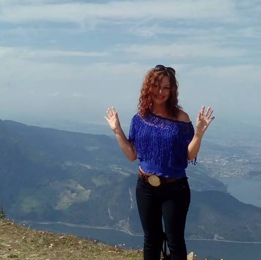 Julie, 37 ans – Assistante commerciale à Paris